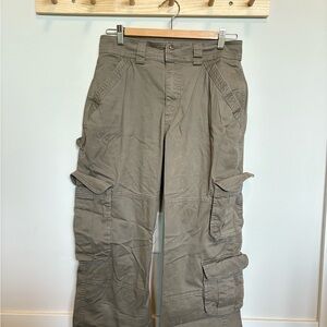 Abercrombie & Fitch Olive Straight-Leg Cargo Pants